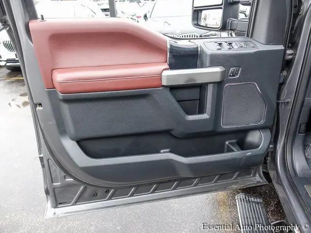 2022 Ford F-450 Platinum
