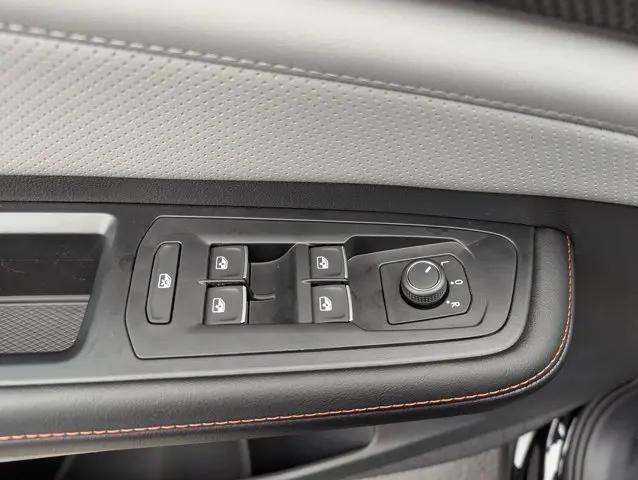 2026 Volkswagen Atlas Peak Edition
