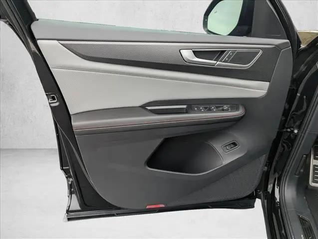 2026 Volkswagen Atlas Peak Edition