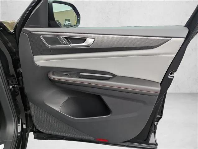 2026 Volkswagen Atlas Peak Edition