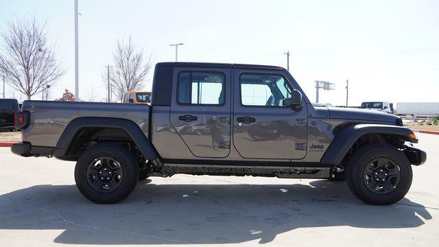 2026 Jeep Gladiator Sport
