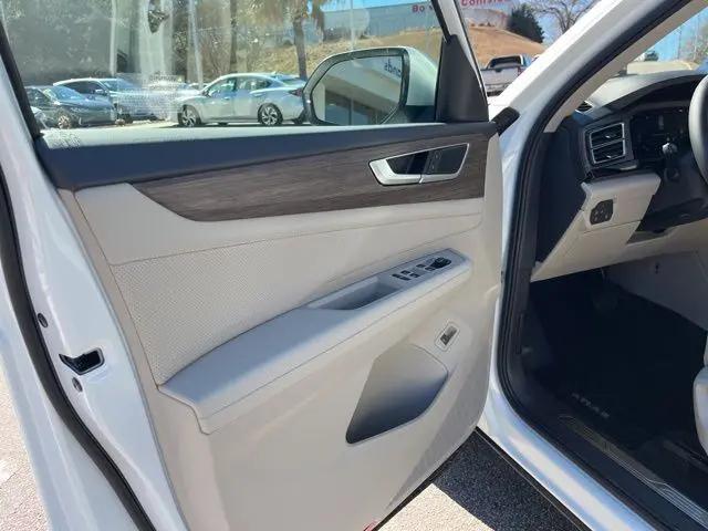 2026 Volkswagen Atlas SEL