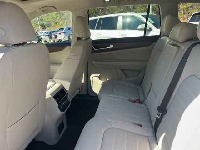 2026 Volkswagen Atlas SEL