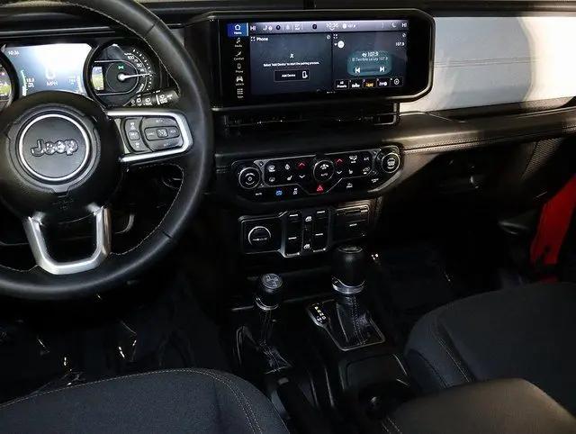 2025 Jeep Wrangler 4xe Sahara 4xe