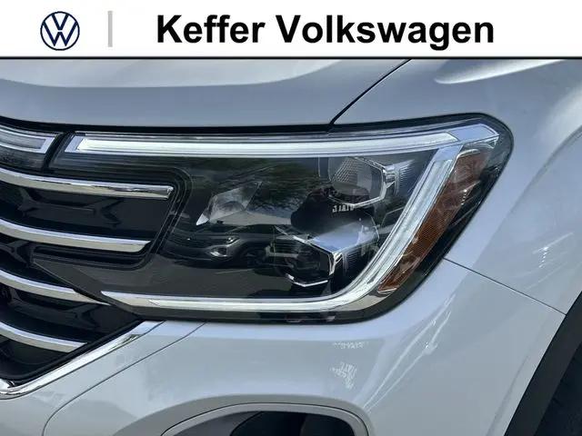 2026 Volkswagen Atlas SE with Technology