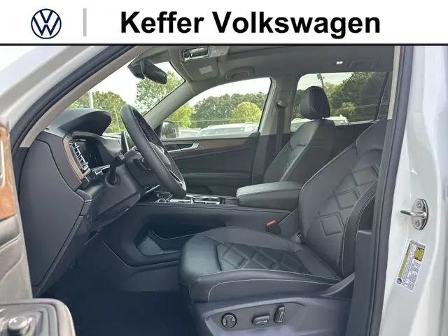 2026 Volkswagen Atlas SE with Technology