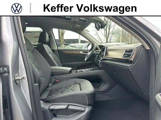 2026 Volkswagen Atlas SE with Technology