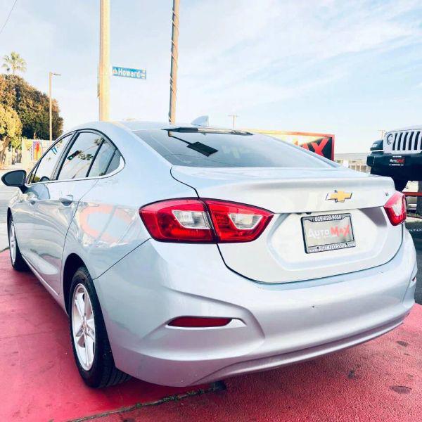 2018 Chevrolet Cruze LT Auto