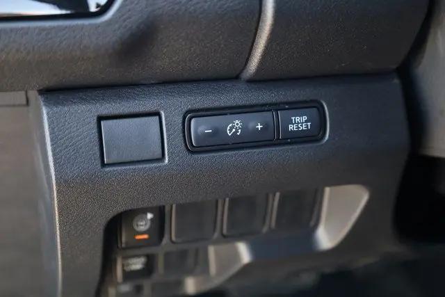 2026 Nissan Frontier Crew Cab Long Bed SV 4x4