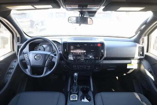 2026 Nissan Frontier Crew Cab Long Bed SV 4x4