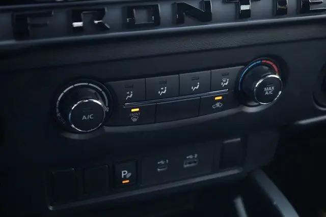2026 Nissan Frontier Crew Cab Long Bed SV 4x4
