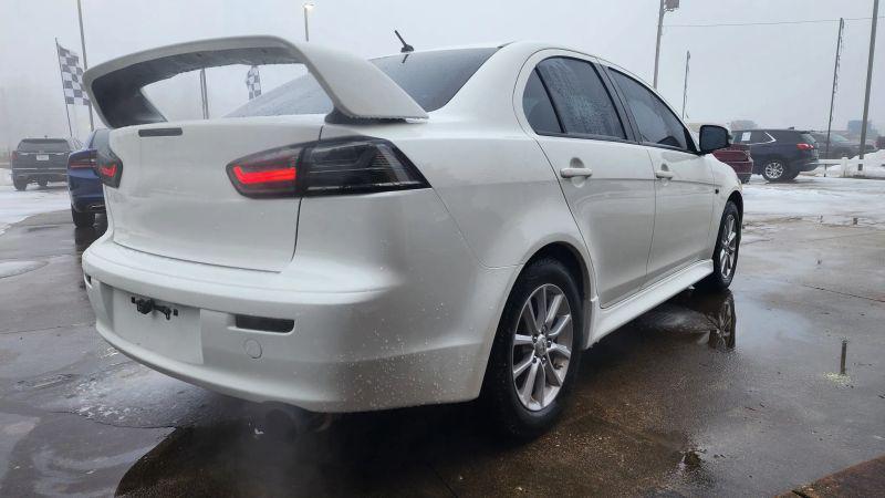 2015 Mitsubishi Lancer ES