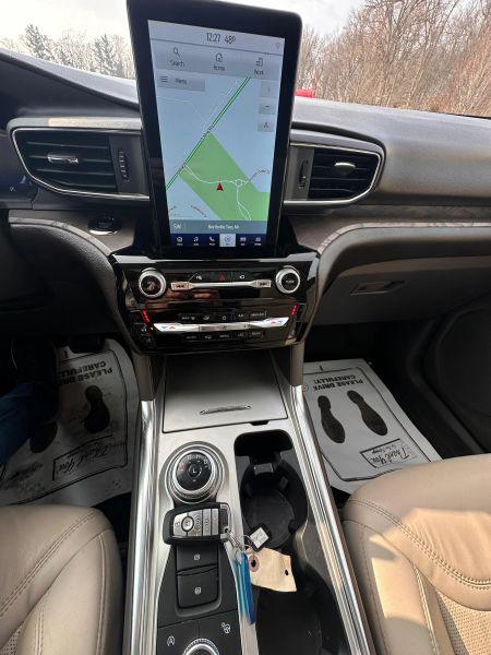 2022 Ford Explorer Platinum