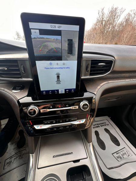 2022 Ford Explorer Platinum