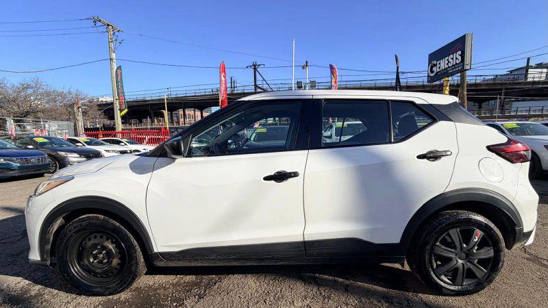 2021 Nissan Kicks S Xtronic CVT