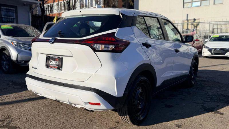 2021 Nissan Kicks S Xtronic CVT