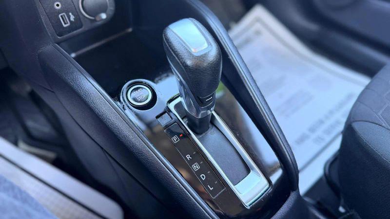 2021 Nissan Kicks S Xtronic CVT