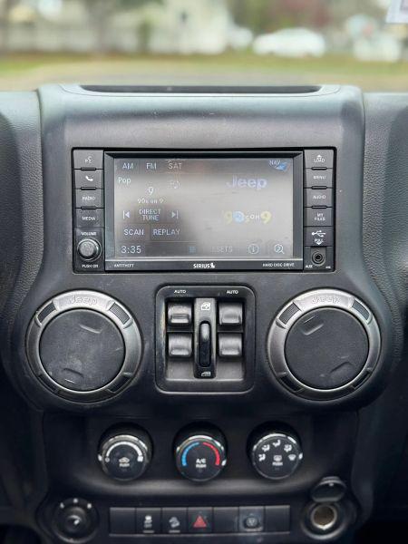 2018 Jeep Wrangler JK Unlimited Freedom Edition 4x4