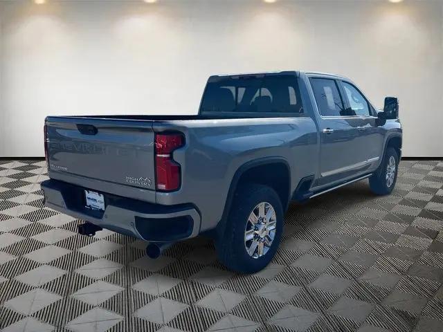 2026 Chevrolet Silverado 2500HD Crew Cab, Standard Bed, High Country, 4WD