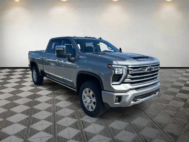2026 Chevrolet Silverado 2500HD Crew Cab, Standard Bed, High Country, 4WD