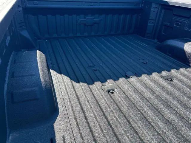 2026 Chevrolet Silverado 2500HD Crew Cab, Standard Bed, High Country, 4WD