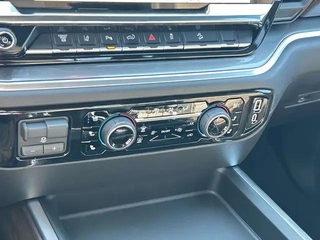 2026 Chevrolet Silverado 2500HD Crew Cab, Standard Bed, High Country, 4WD