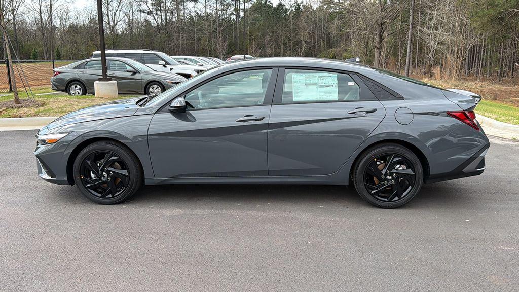 New 2026 Gray HYUNDAI SEL Sport image 9