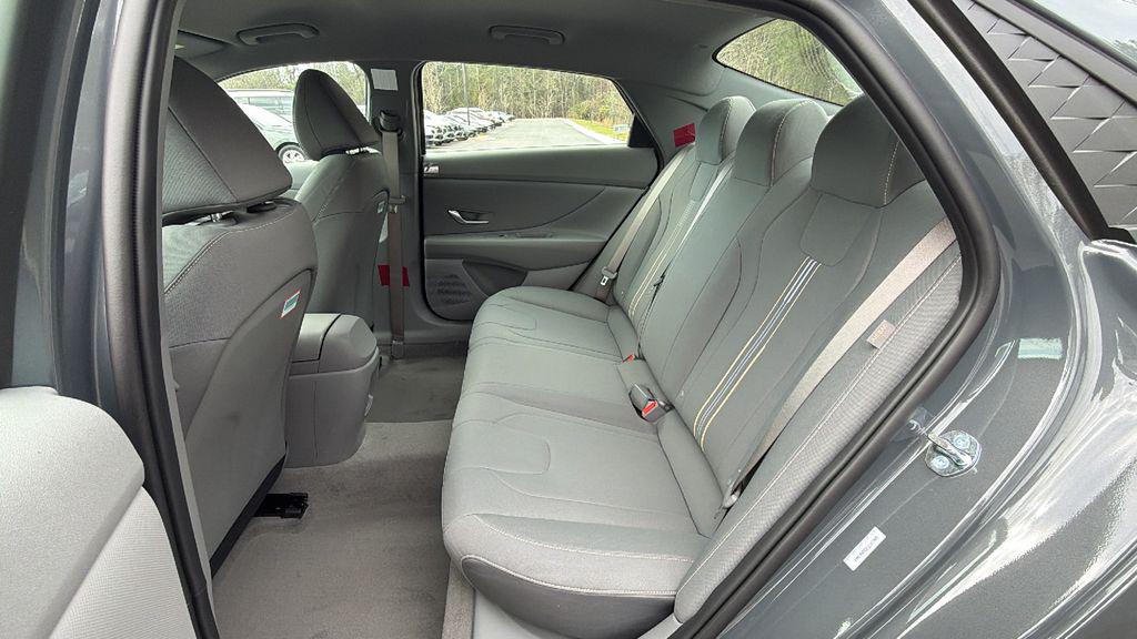 New 2026 Gray HYUNDAI SEL Sport image 21