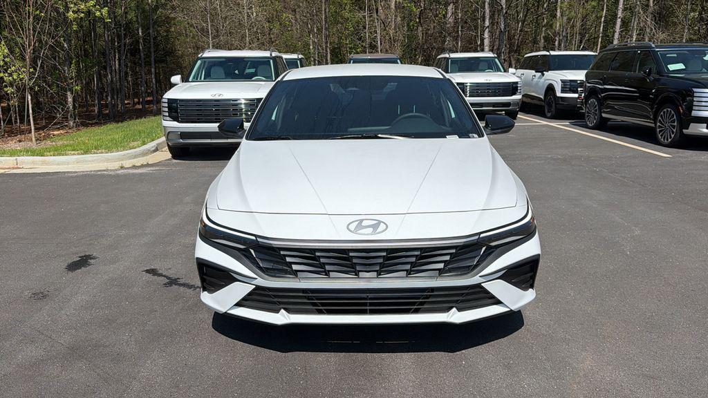 New 2026 White HYUNDAI SEL Sport image 2