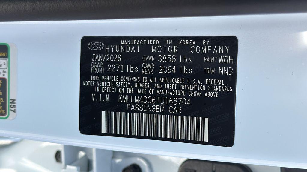 New 2026 White HYUNDAI SEL Sport image 32