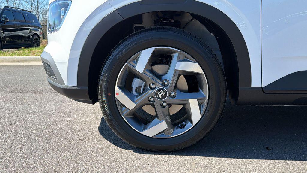 New 2026 White HYUNDAI SEL image 12