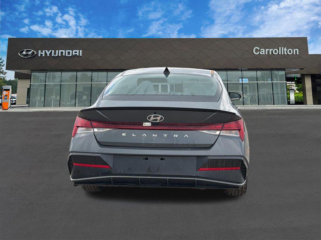 New 2026 Gray Hyundai SEL Sport Premium image 7
