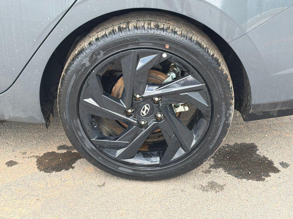 New 2026 Gray Hyundai SEL Sport Premium image 19