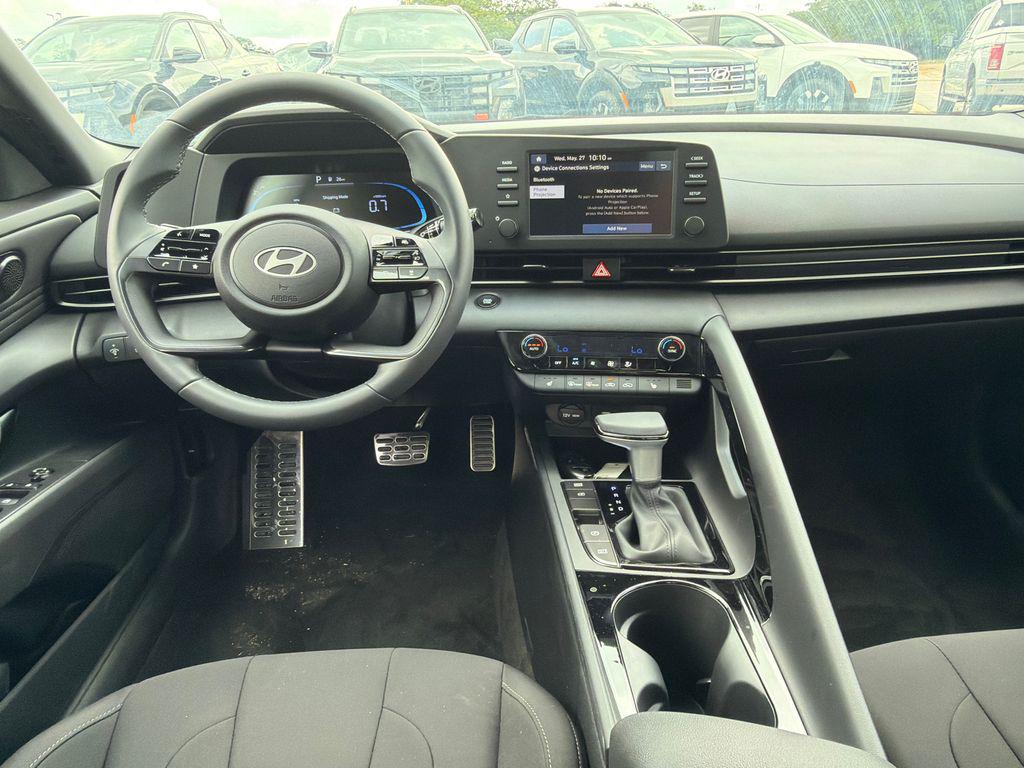 New 2026 Gray Hyundai SEL Sport Premium image 22