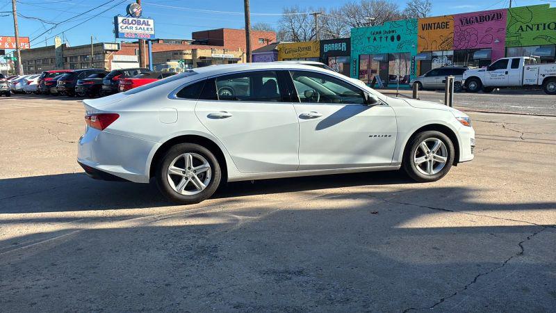 2025 Chevrolet Malibu FWD LS