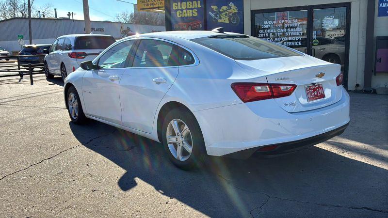 2025 Chevrolet Malibu FWD LS