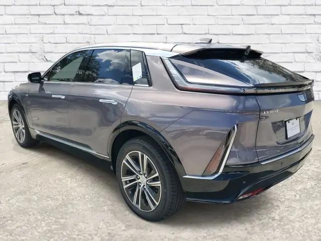2026 Cadillac iQ Luxury AWD