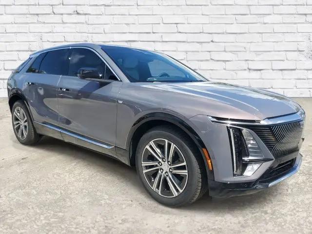2026 Cadillac iQ Luxury AWD