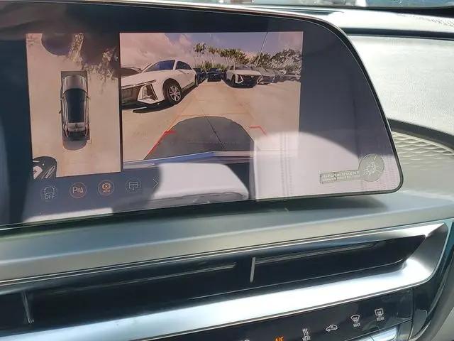 2026 Cadillac iQ Luxury AWD