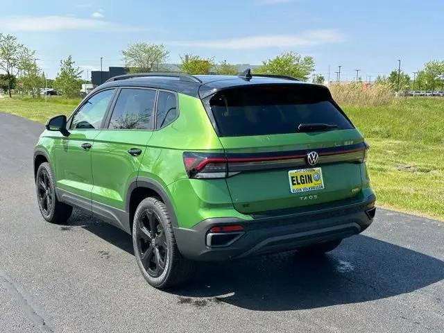 2026 Volkswagen Taos SE Black