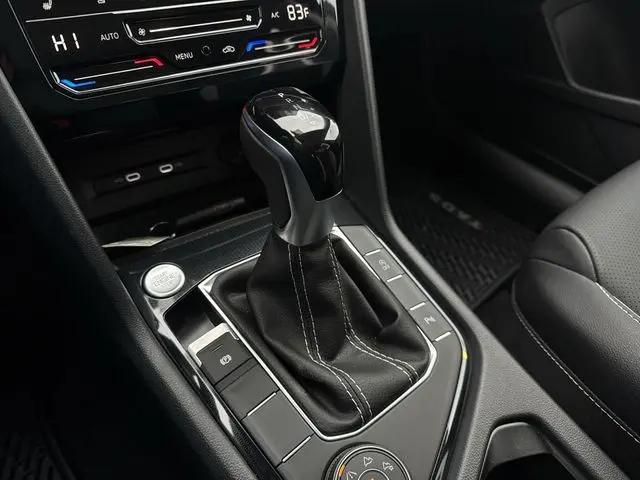 2026 Volkswagen Taos SEL
