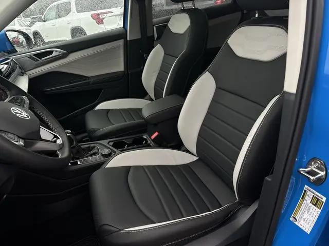 2026 Volkswagen Taos SEL
