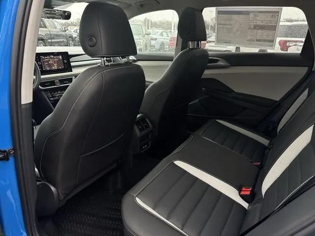 2026 Volkswagen Taos SEL