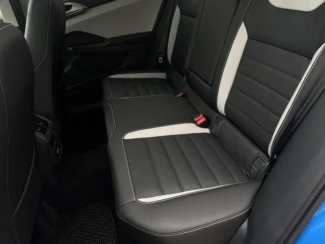2026 Volkswagen Taos SEL