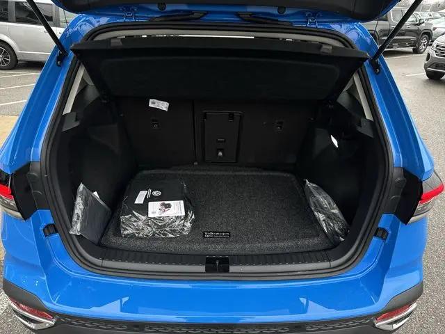 2026 Volkswagen Taos SEL