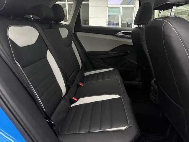 2026 Volkswagen Taos SEL