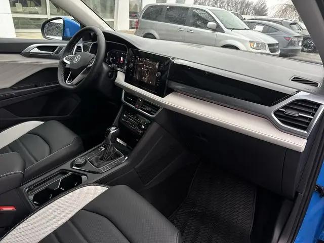 2026 Volkswagen Taos SEL