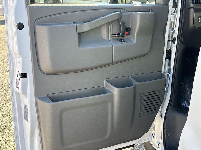 2026 GMC Savana Cargo 2500 Regular Wheelbase, Work Van, RWD