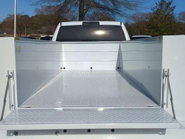 2026 Ram 4500 Chassis Tradesman/Big Horn