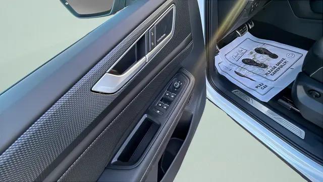 2026 Volkswagen Atlas Cross Sport SEL Premium R-Line